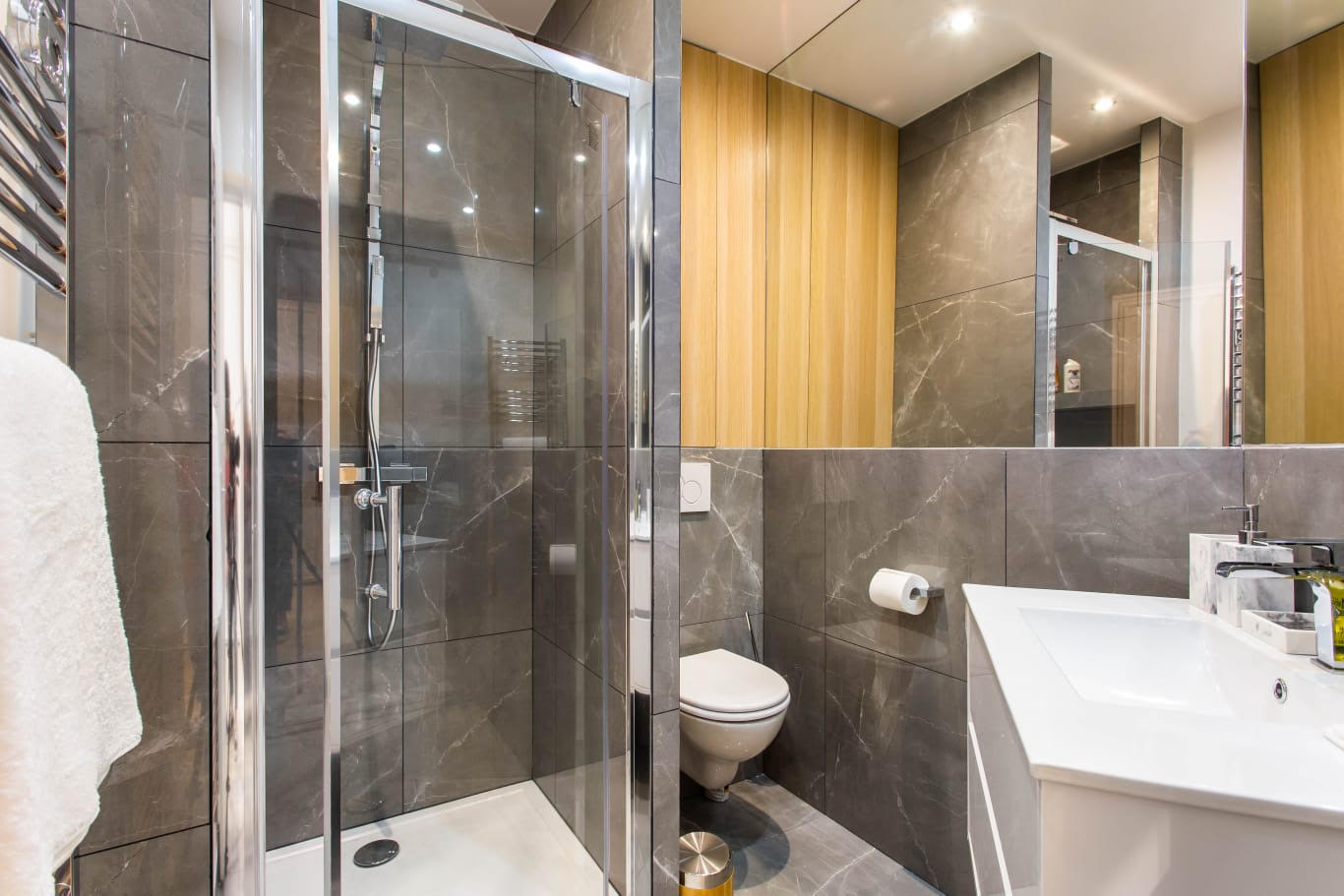 12f1b4d5-8df1-48d0-bb3c-33581bd227f0